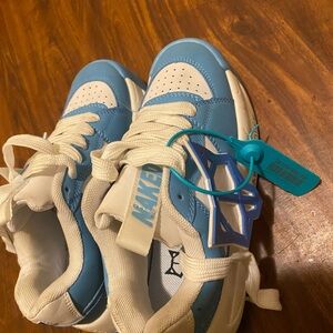 Naked Wolfe Kids White and Light Blue Low-Top Sneakers